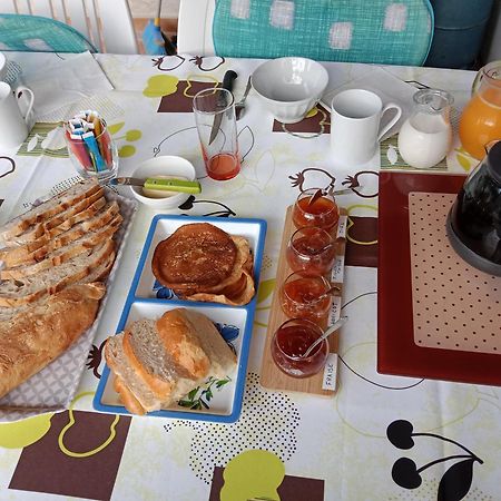 Bed and Breakfast La Farigoulette Лорг Экстерьер фото